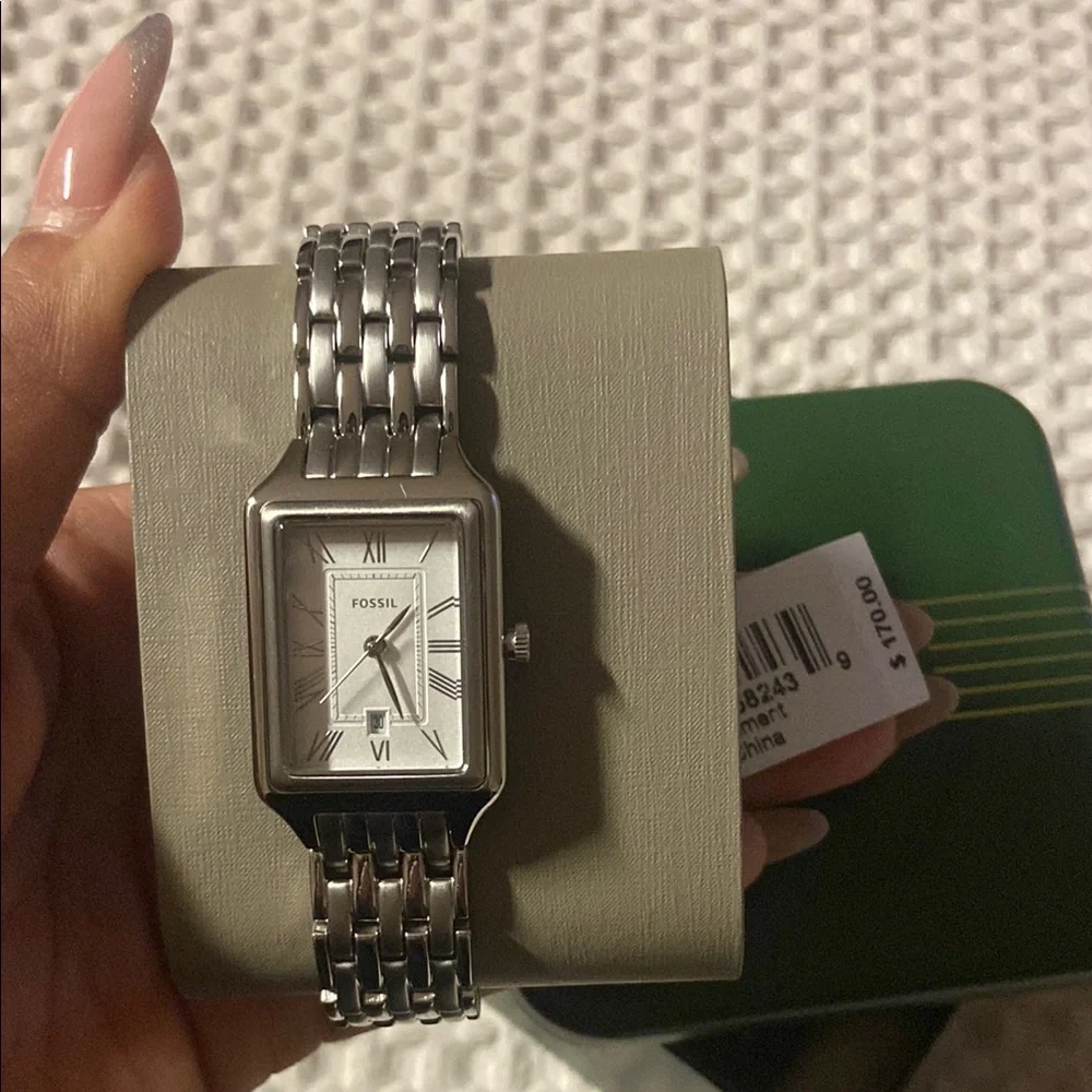 Fossil Silver Rectangular Timepiece - Picture 4 of 4